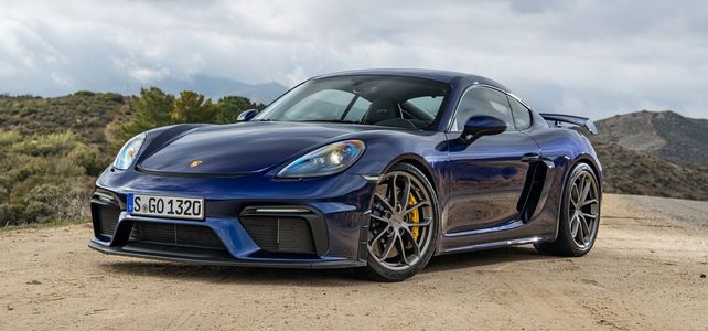 Porsche 718 GT4 Porsche 718 GT4